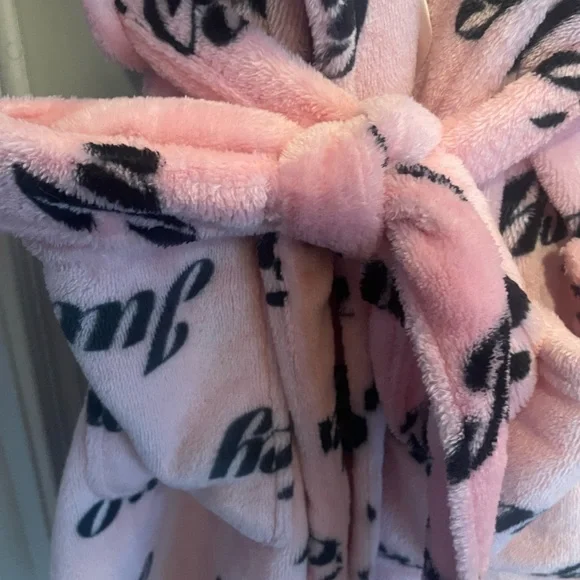 Juicy Couture Blush Pink and Black Robe - Picture 2 of 5